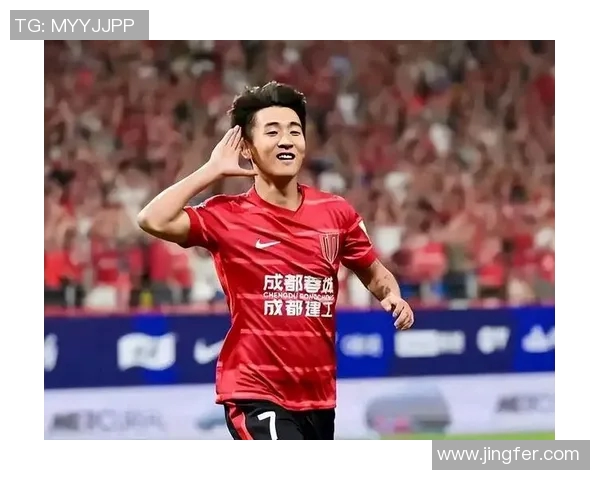 中国足球明星年薪揭秘:他们的收入究竟有多高与背后的故事